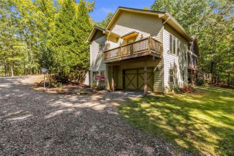 200 Plantation Lane Blue Ridge GA 30513