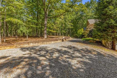 200 Plantation Lane Blue Ridge GA 30513