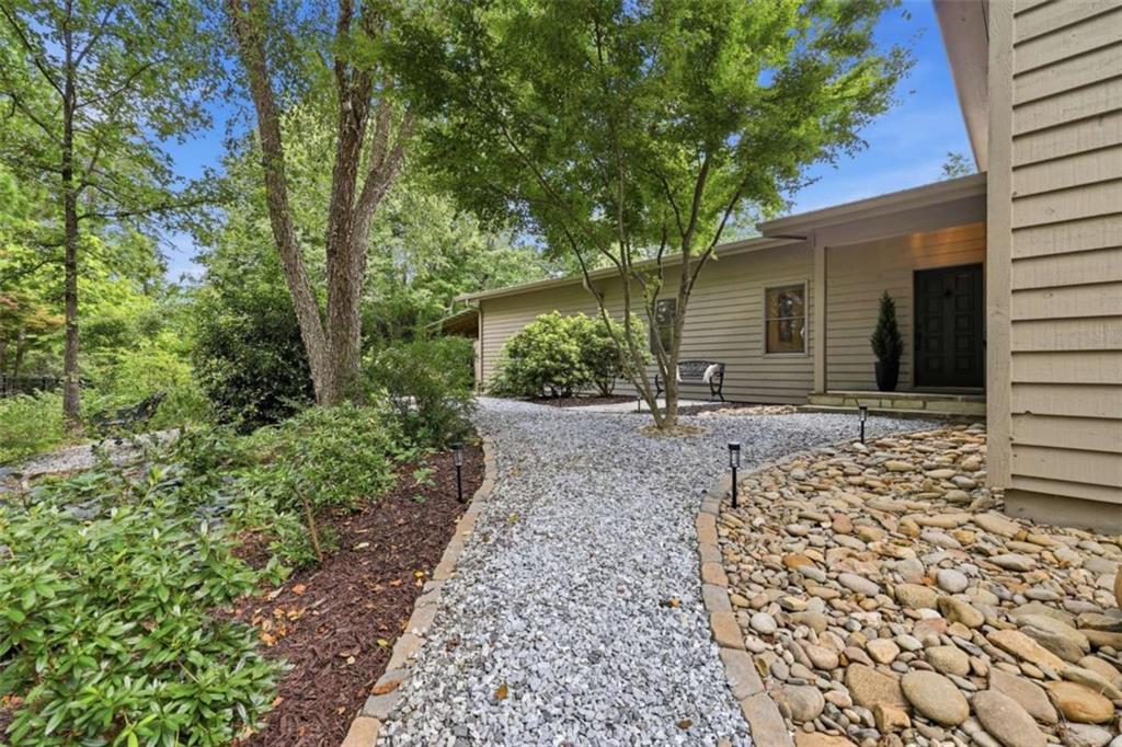 629 Monroe Ridge Road Sautee Nacoochee GA 30571