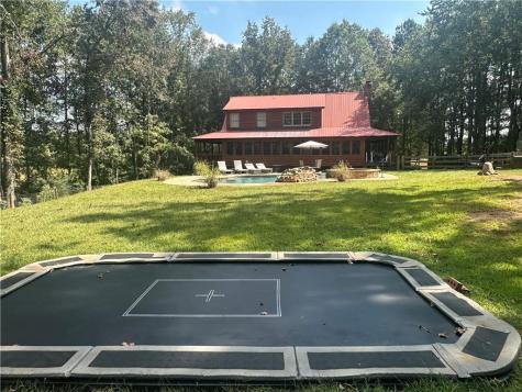 8275 Pea Ridge Road Cornelia GA 30531