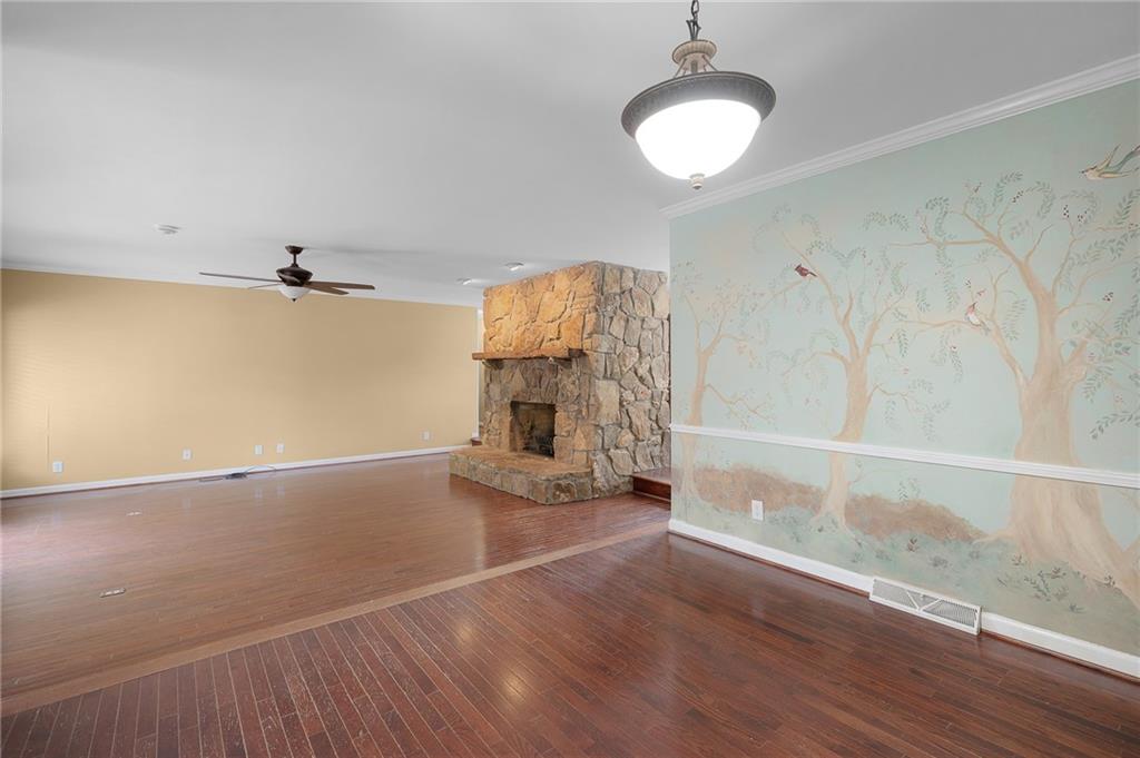 127 Windsor Drive Calhoun GA 30701