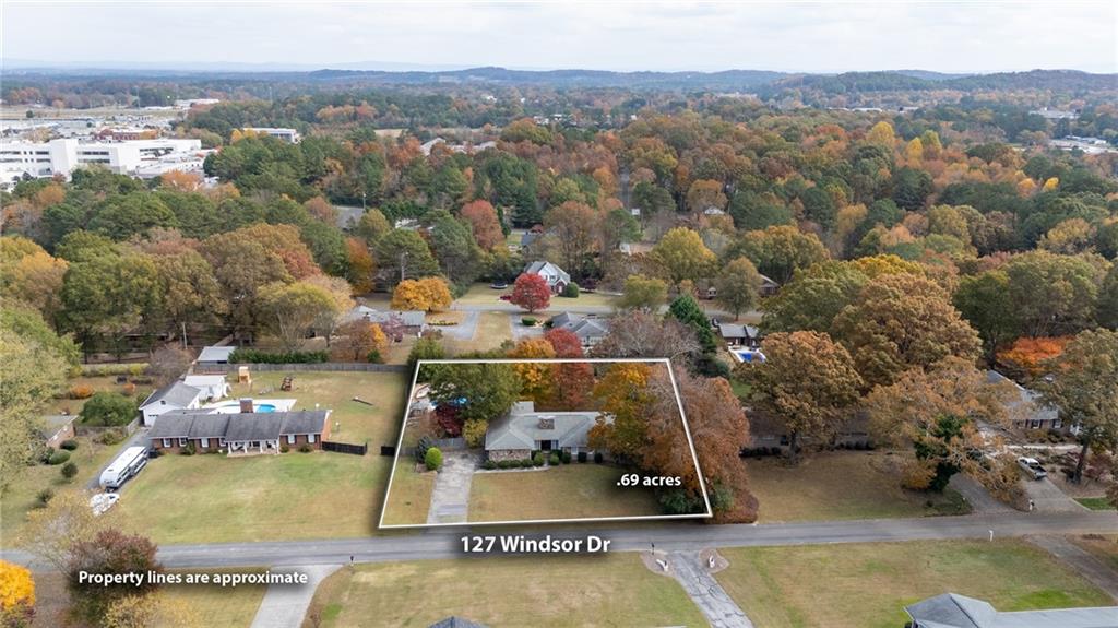 127 Windsor Drive Calhoun GA 30701