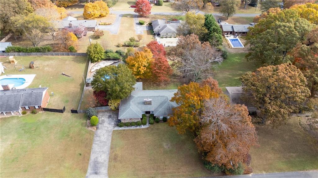 127 Windsor Drive Calhoun GA 30701