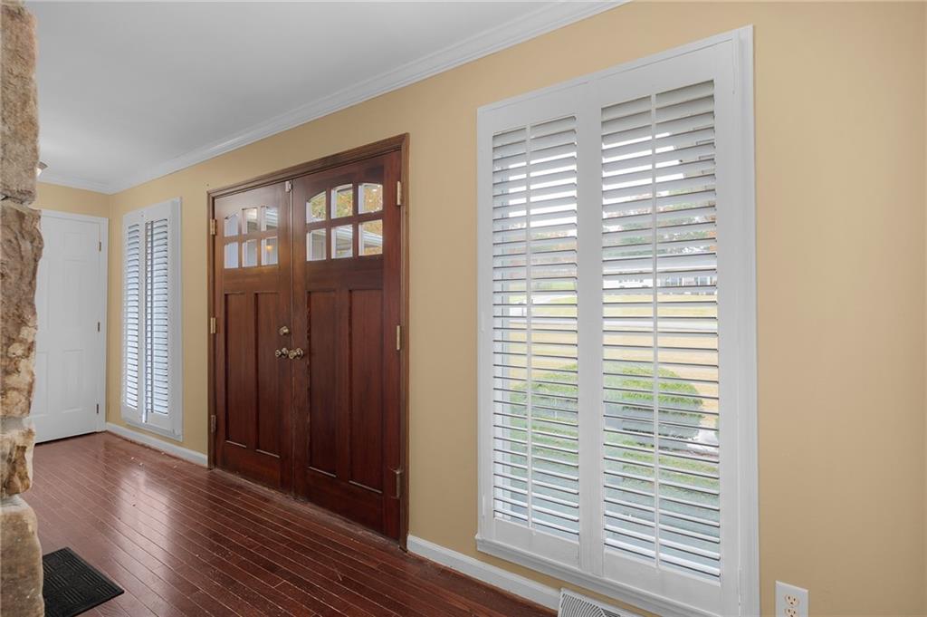 127 Windsor Drive Calhoun GA 30701