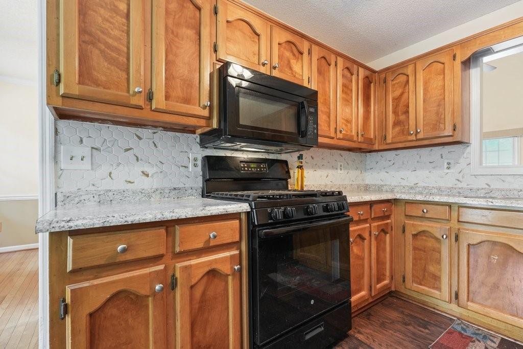 4814 Hillside Court Powder Springs GA 30127