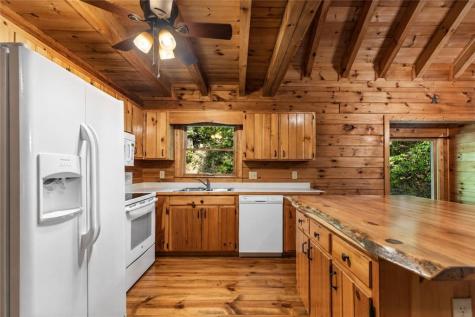 28 Dupont Drive Blue Ridge GA 30513