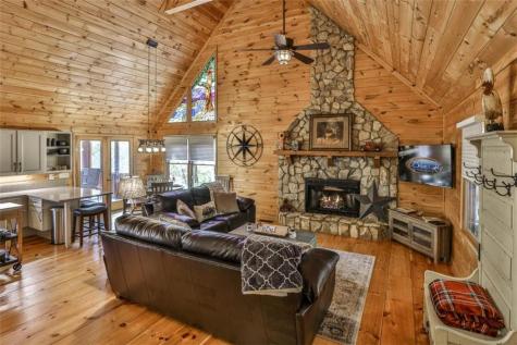 178 Novena Court Ellijay GA 30540