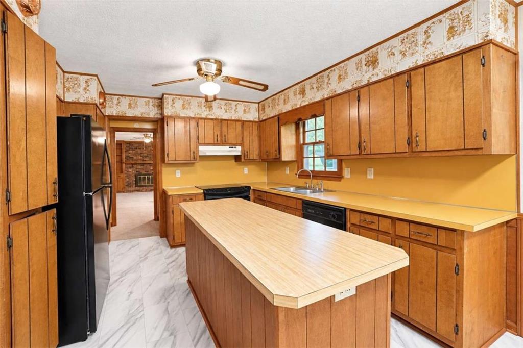 4472 Woodland Forest Drive Stone Mountain GA 30083