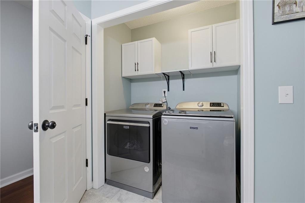 13 Black Water Drive White GA 30184
