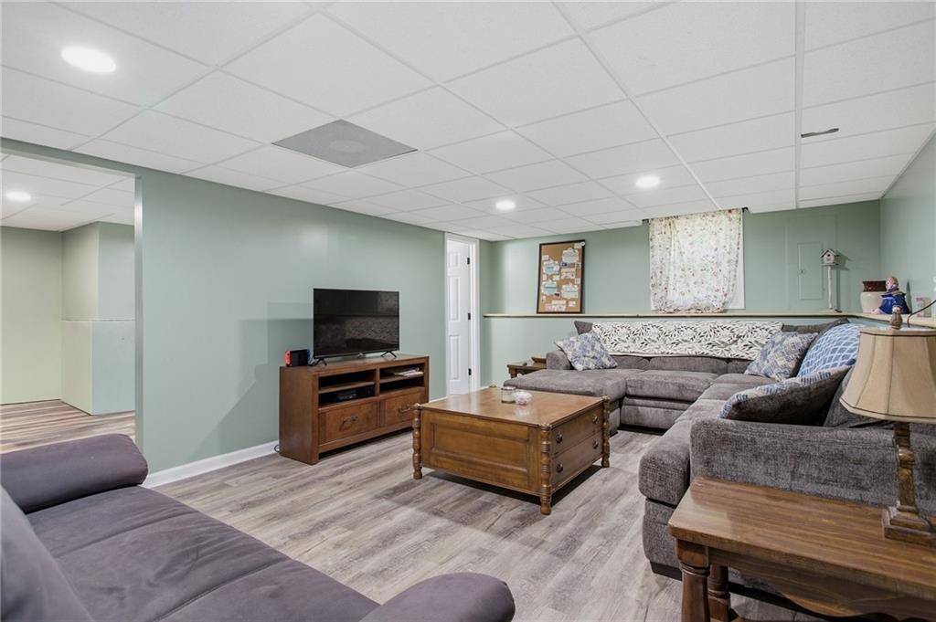13 Black Water Drive White GA 30184