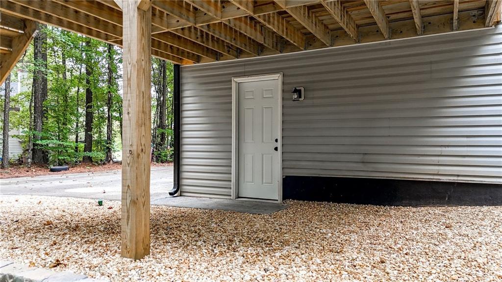 13 Black Water Drive White GA 30184