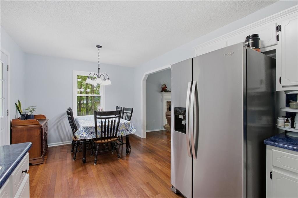 13 Black Water Drive White GA 30184
