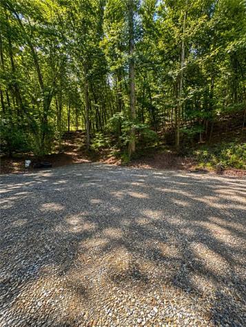 2261 Paradise Valley Road Cleveland GA 30528