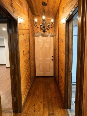 2261 Paradise Valley Road Cleveland GA 30528
