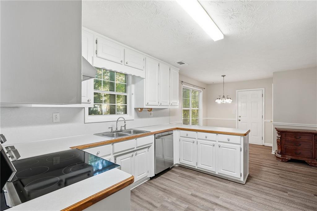 2072 Amberly Crossing Lane Dacula GA 30019