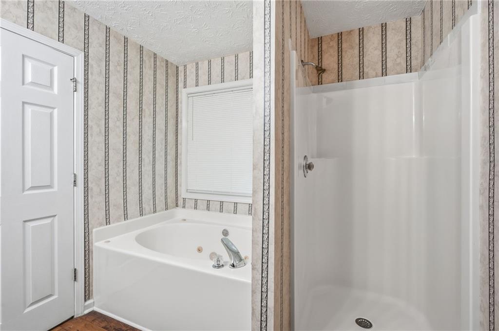 2072 Amberly Crossing Lane Dacula GA 30019