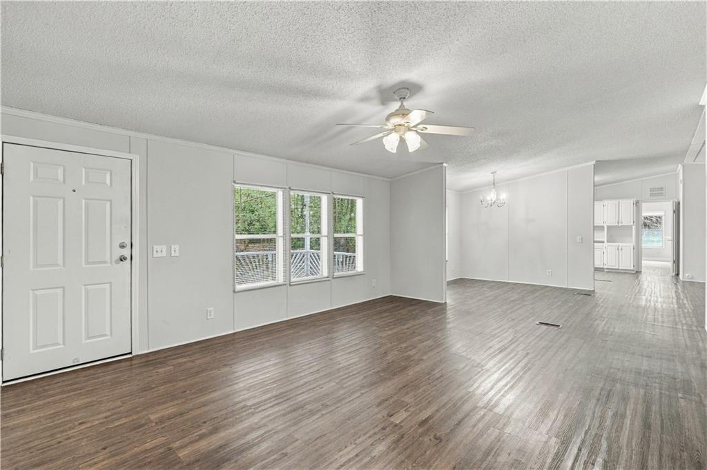 355 Isbell Road SE Silver Creek GA 30173