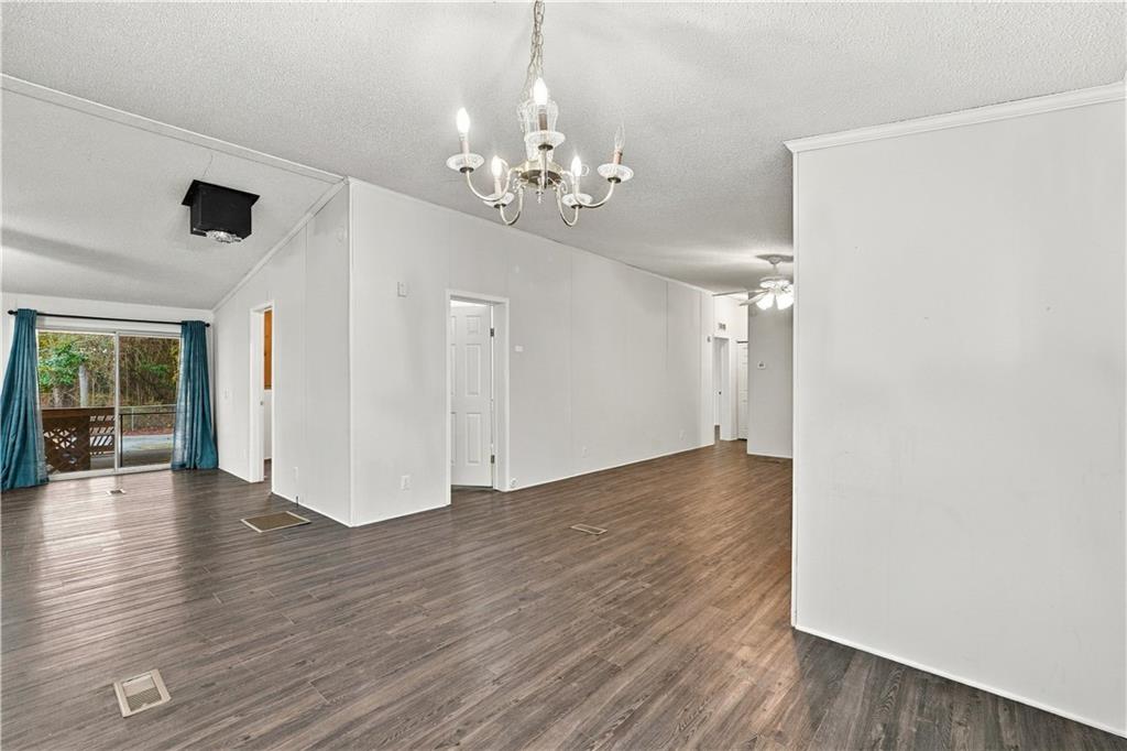 355 Isbell Road SE Silver Creek GA 30173
