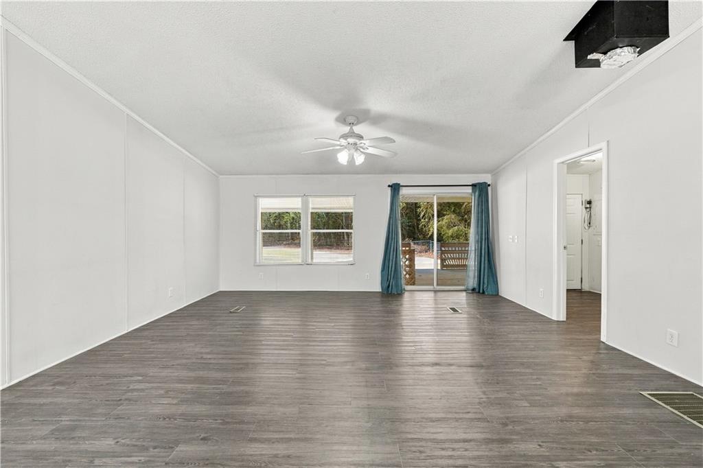 355 Isbell Road SE Silver Creek GA 30173