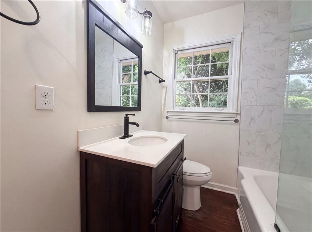 856 Glenway Drive Atlanta GA 30344