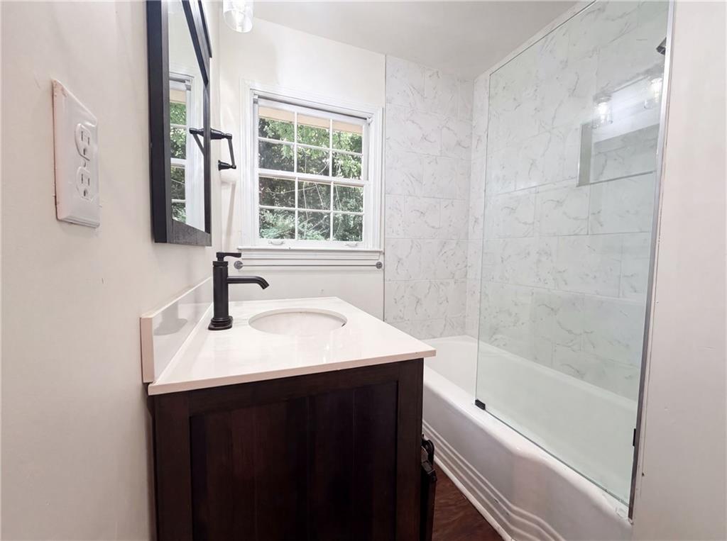 856 Glenway Drive Atlanta GA 30344