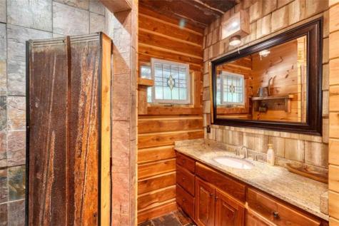 1350 Sweetwater Drive Clarkesville GA 30523