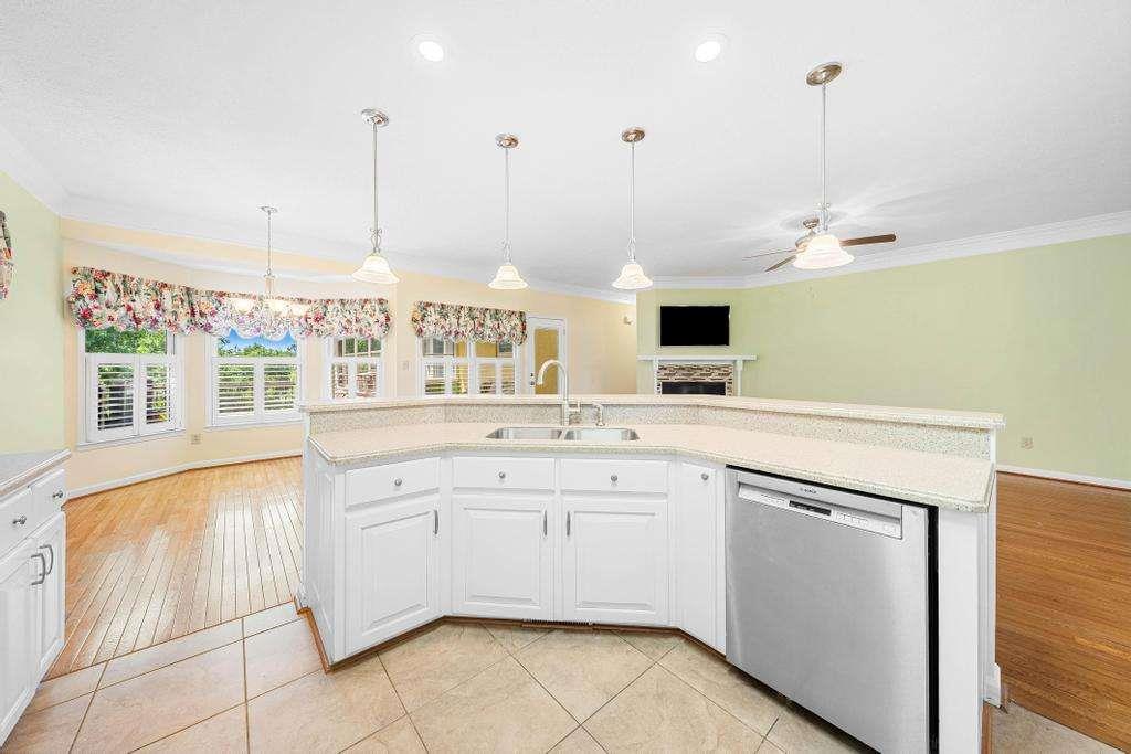 166 Knox Circle Lavonia GA 30553
