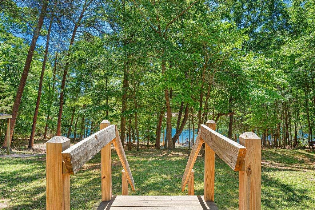 166 Knox Circle Lavonia GA 30553