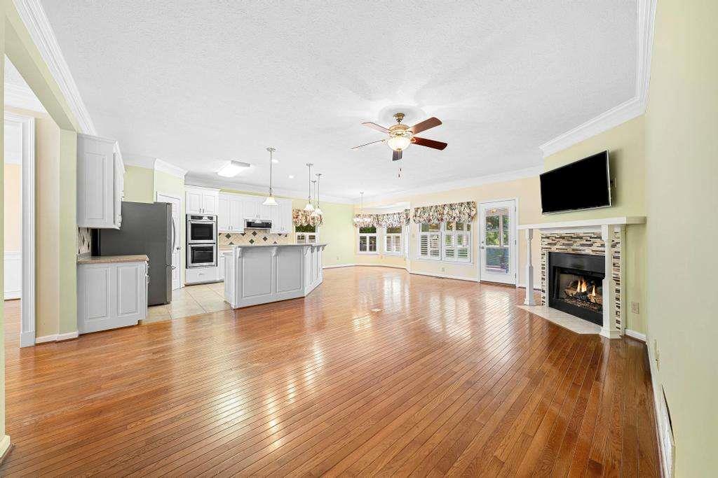 166 Knox Circle Lavonia GA 30553