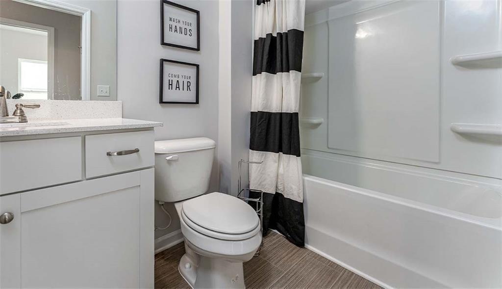 202 Rory Drive Calhoun GA 30701