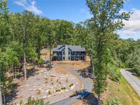77 North Shore Drive Cleveland GA 30528