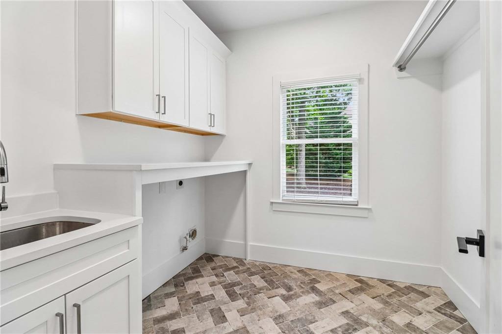 1035 Lillian Drive Alpharetta GA 30004