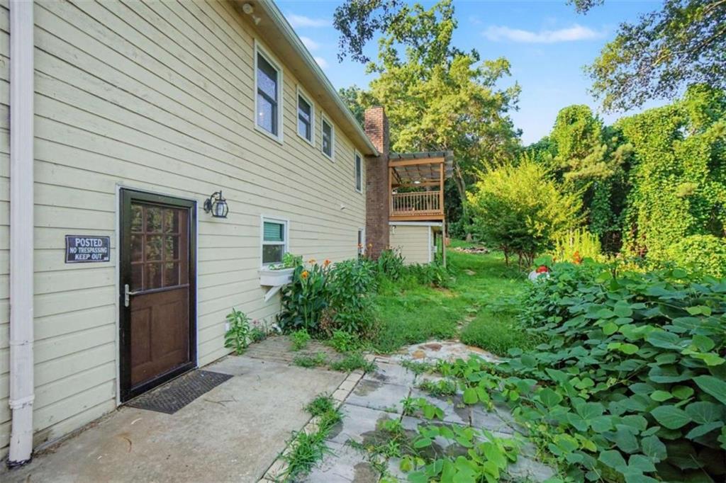 221 Tower Drive Dallas GA 30132