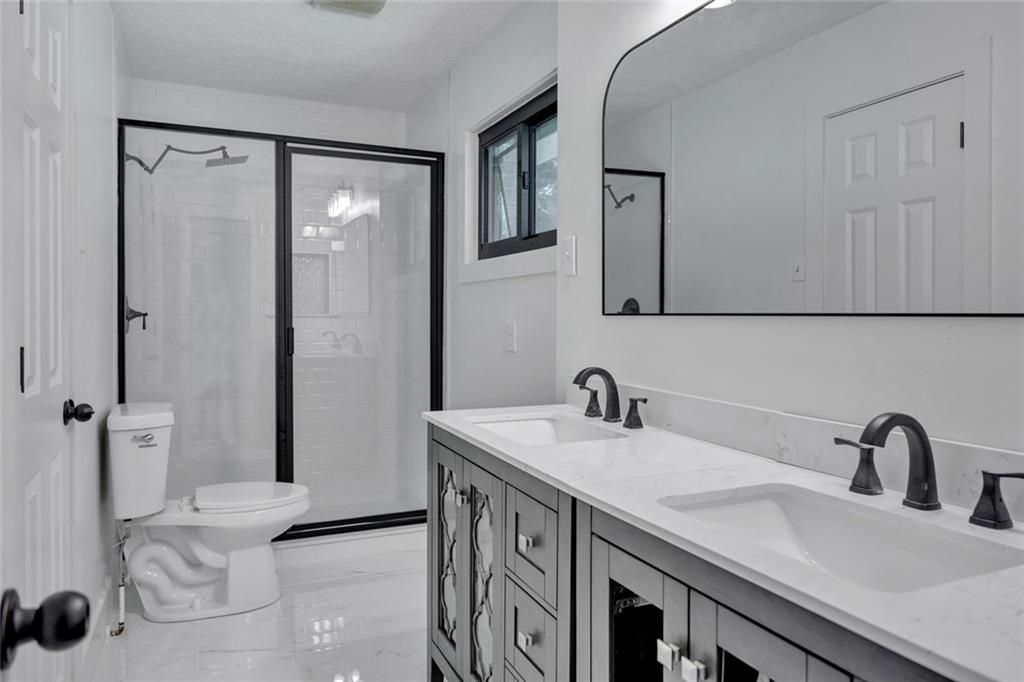 18 Valley Trail Covington GA 30014
