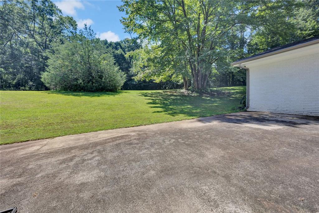 18 Valley Trail Covington GA 30014
