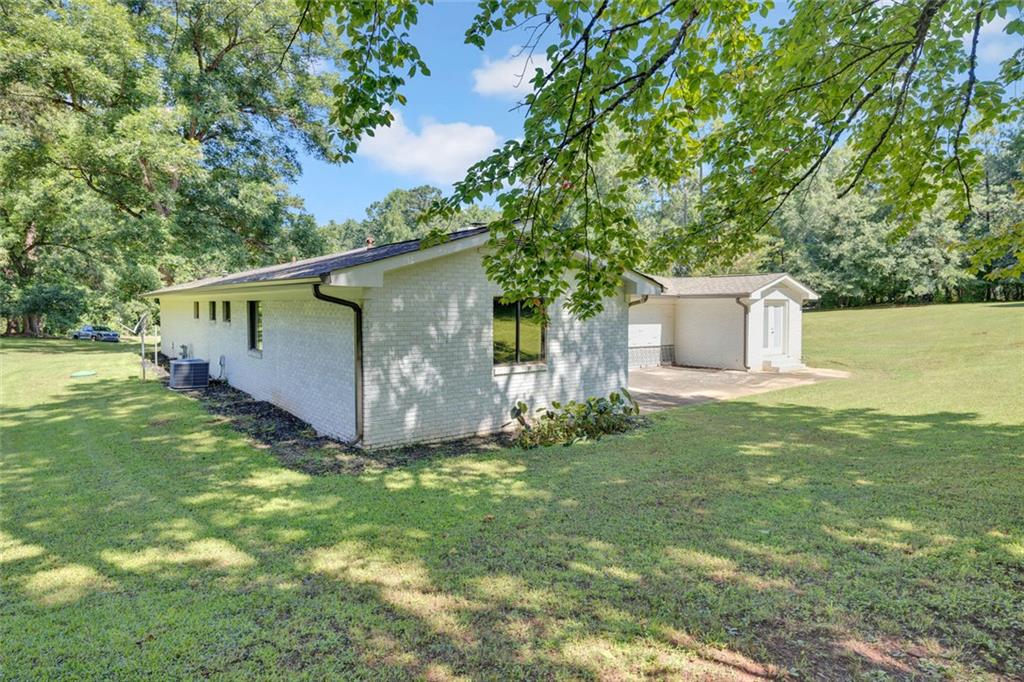 18 Valley Trail Covington GA 30014
