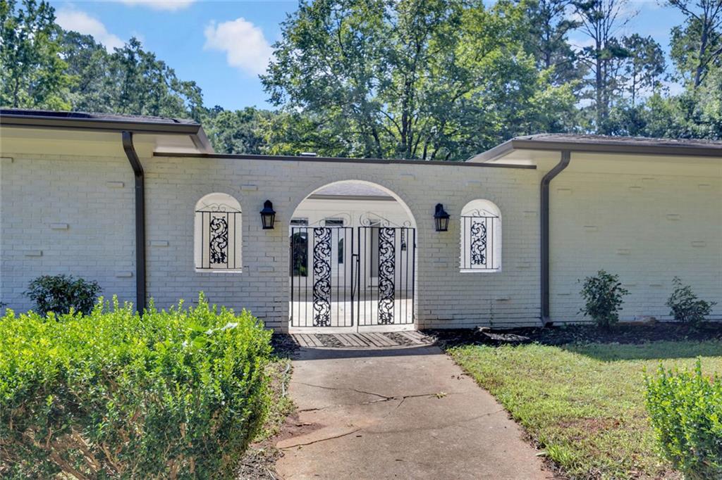 18 Valley Trail Covington GA 30014