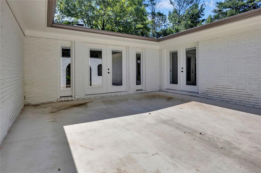 18 Valley Trail Covington GA 30014