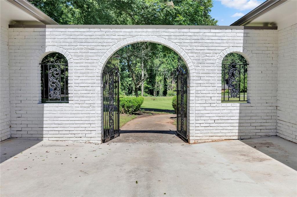 18 Valley Trail Covington GA 30014