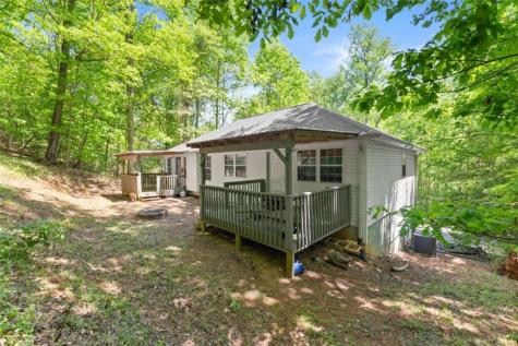 162 Greenview Court Cleveland GA 30528