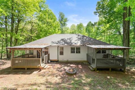 162 Greenview Court Cleveland GA 30528