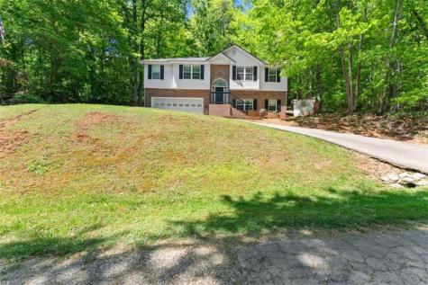 162 Greenview Court Cleveland GA 30528