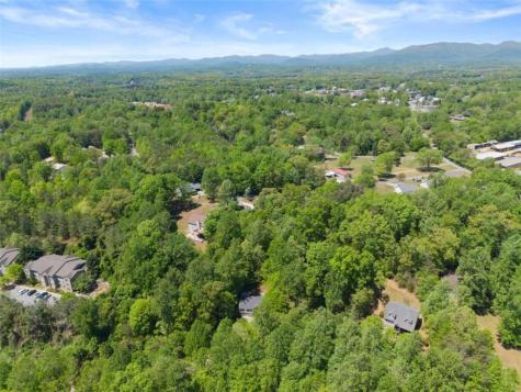162 Greenview Court Cleveland GA 30528