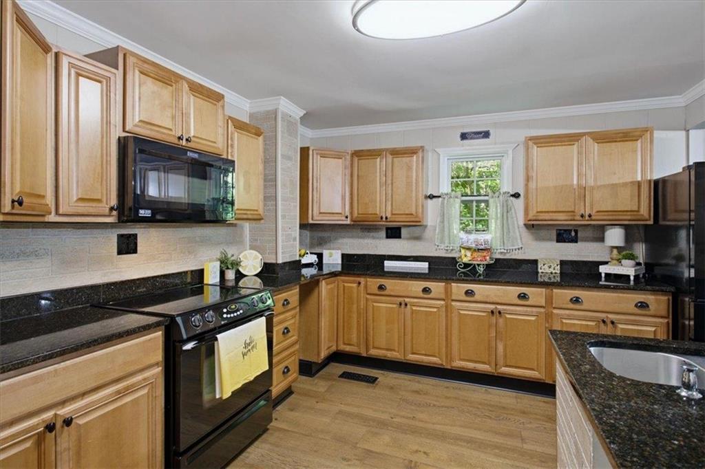 21 River Road Woodland GA 31836