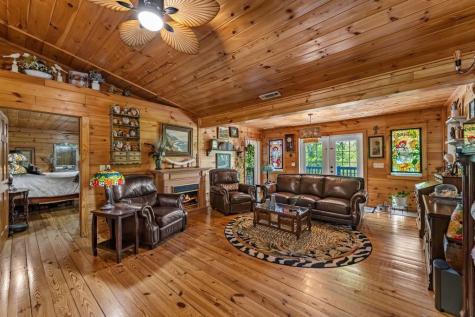 940 Knollwood Road Mineral Bluff GA 30559