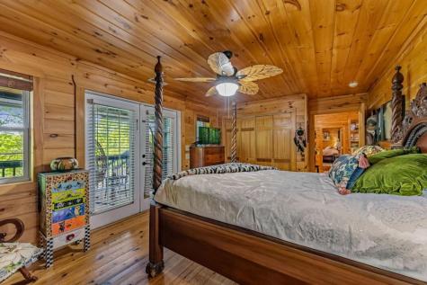 940 Knollwood Road Mineral Bluff GA 30559
