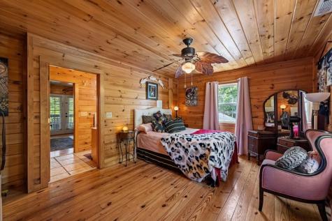 940 Knollwood Road Mineral Bluff GA 30559