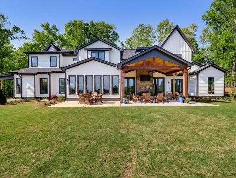 183 Barrett Circle Dahlonega GA 30533