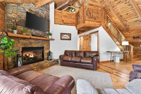 285 Julep Circle Ellijay GA 30540