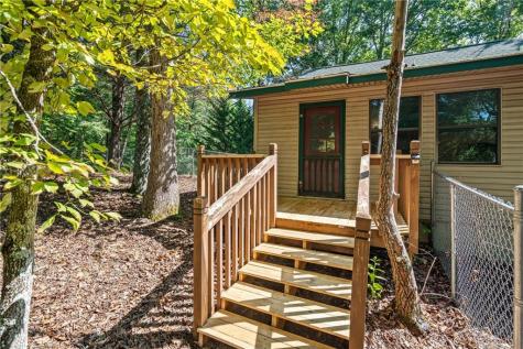 26 Tomahawk Trail Blairsville GA 30512